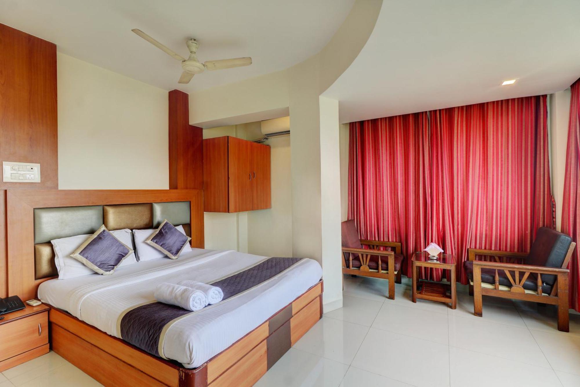 Hotel New Sarovar Grand Panvel Exterior foto